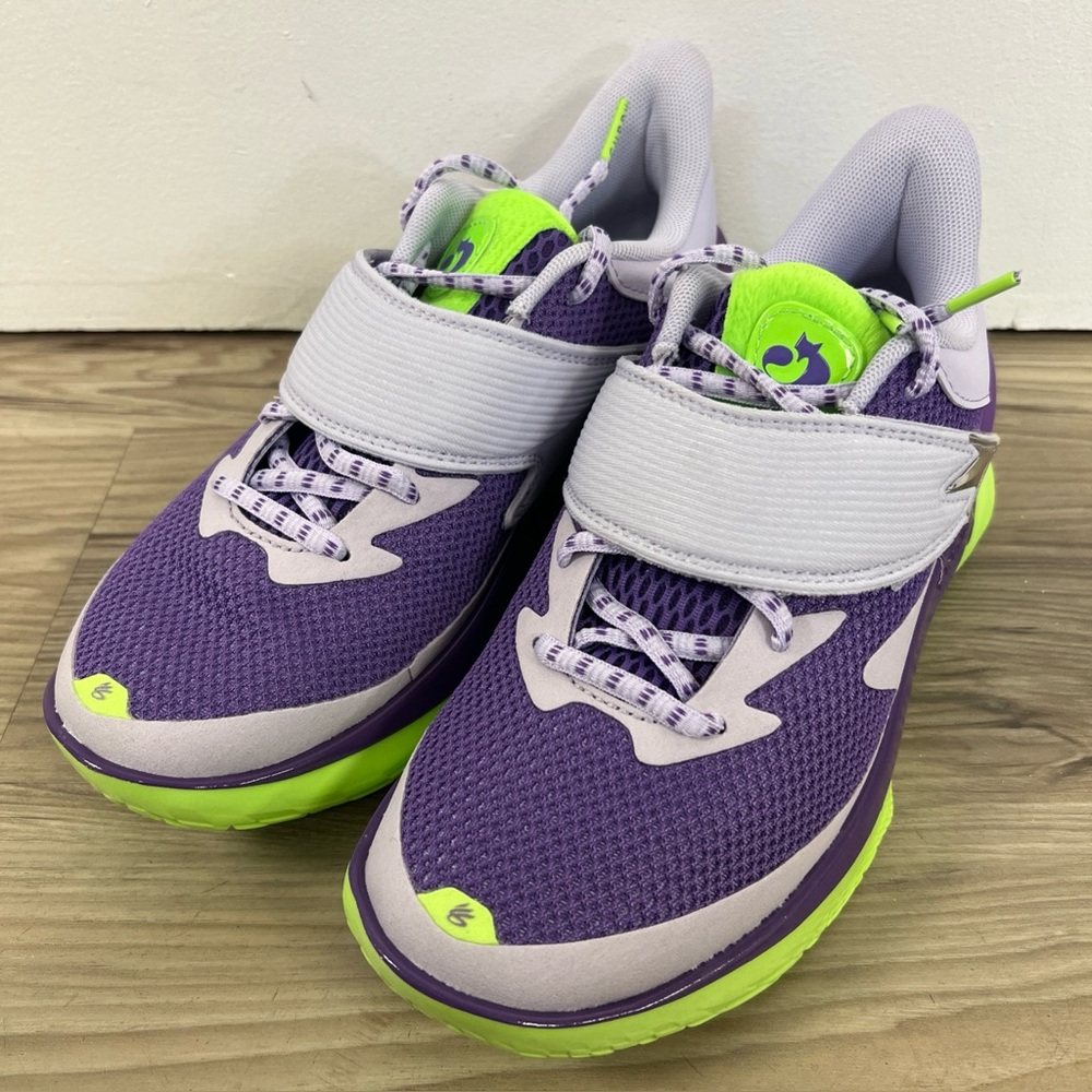 Under Armour Curry Fox 1 The Beam Purple Basketball Shoes Size 6Y 3028803-535